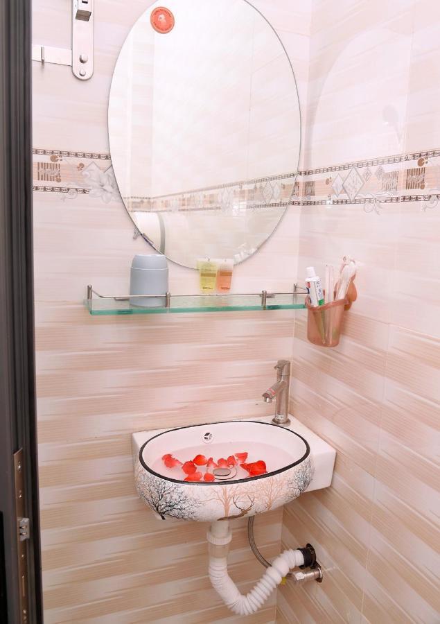 Nha Nghi Hoa Muoi Gio Hotel Tan Tao Bagian luar foto